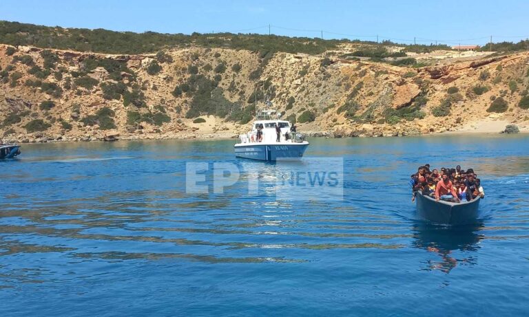 Hράκλειο: Δεκάδες μετανάστες εντοπίστηκαν σε παραλία