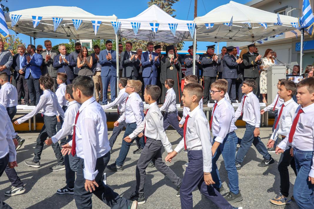 Με την παρέλαση στο Γάζι κορυφώθηκαν οι εκδηλώσεις στο Δήμο Μαλεβιζίου