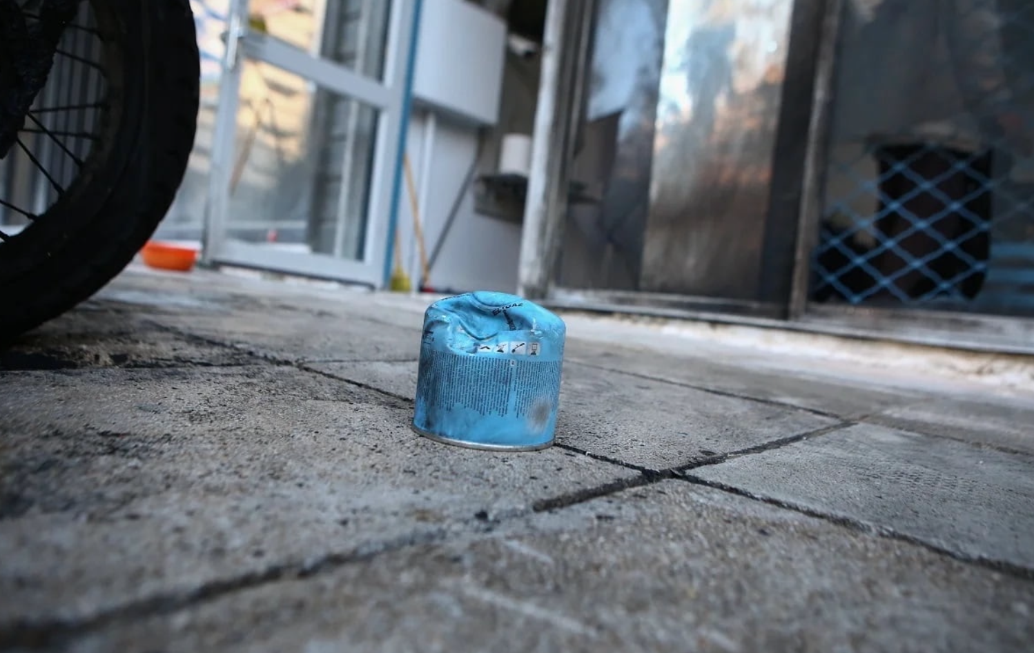 Θεσσαλονίκη: Γκαζάκι στην είσοδο δημοτικού κτηρίου