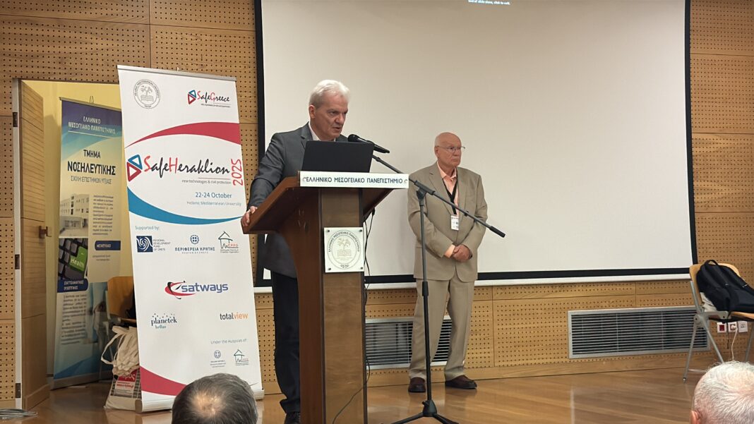Αλέξης Καλοκαιρινός στο συνέδριο για Πολιτική Προστασία: Το Ηράκλειο είναι εκτεθειμένο σε κίνδυνο