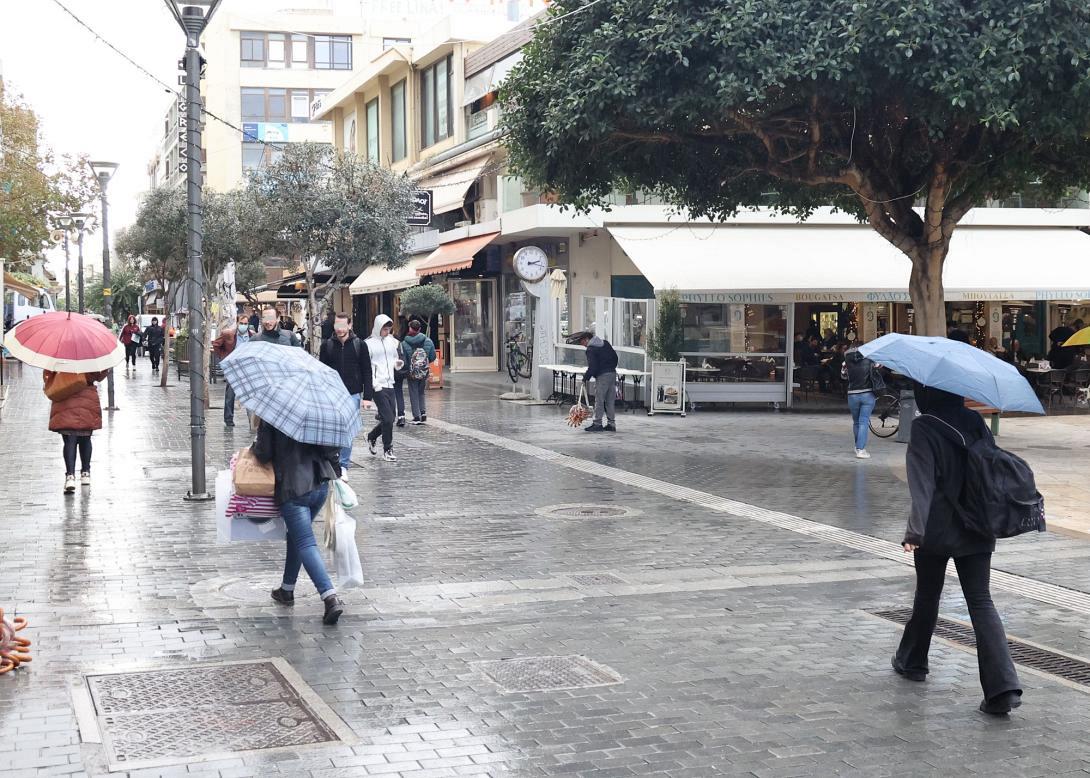 Βροχερή μέρα για την Κρήτη – Η πρόγνωση για τις μεγαλύτερες πόλεις του νησιού
