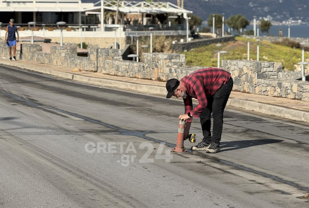 Ηράκλειο: Στον “αέρα” τα κολωνάκια στην Αγίου Μηνά και στην πλατεία Κορνάρου
