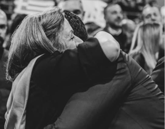 Κωνσταντίνος Κυρανάκης: Πέθανε η μητέρα του έπειτα από μάχη με τον καρκίνο