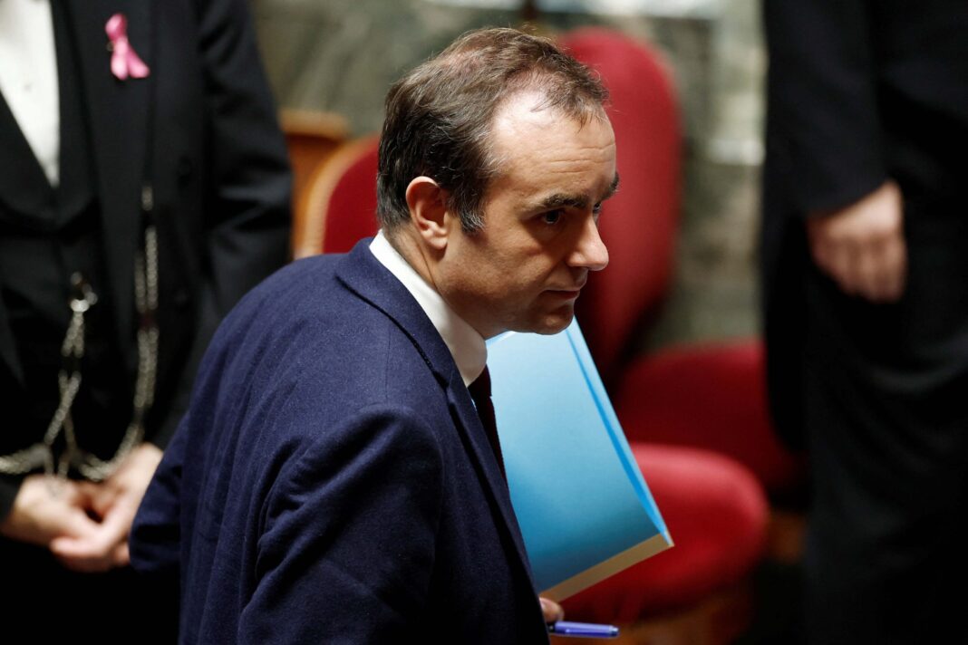 Γαλλία: Τελεσίγραφο των Σοσιαλιστών στον Λεκορνί για τον προϋπολογισμό