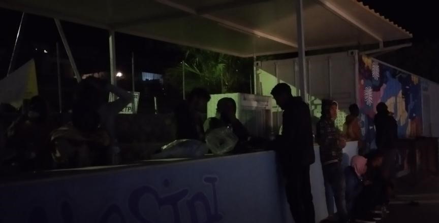 Νυχτερινές αφίξεις μεταναστών νότια του Ηρακλείου – Δείτε φωτογραφίες