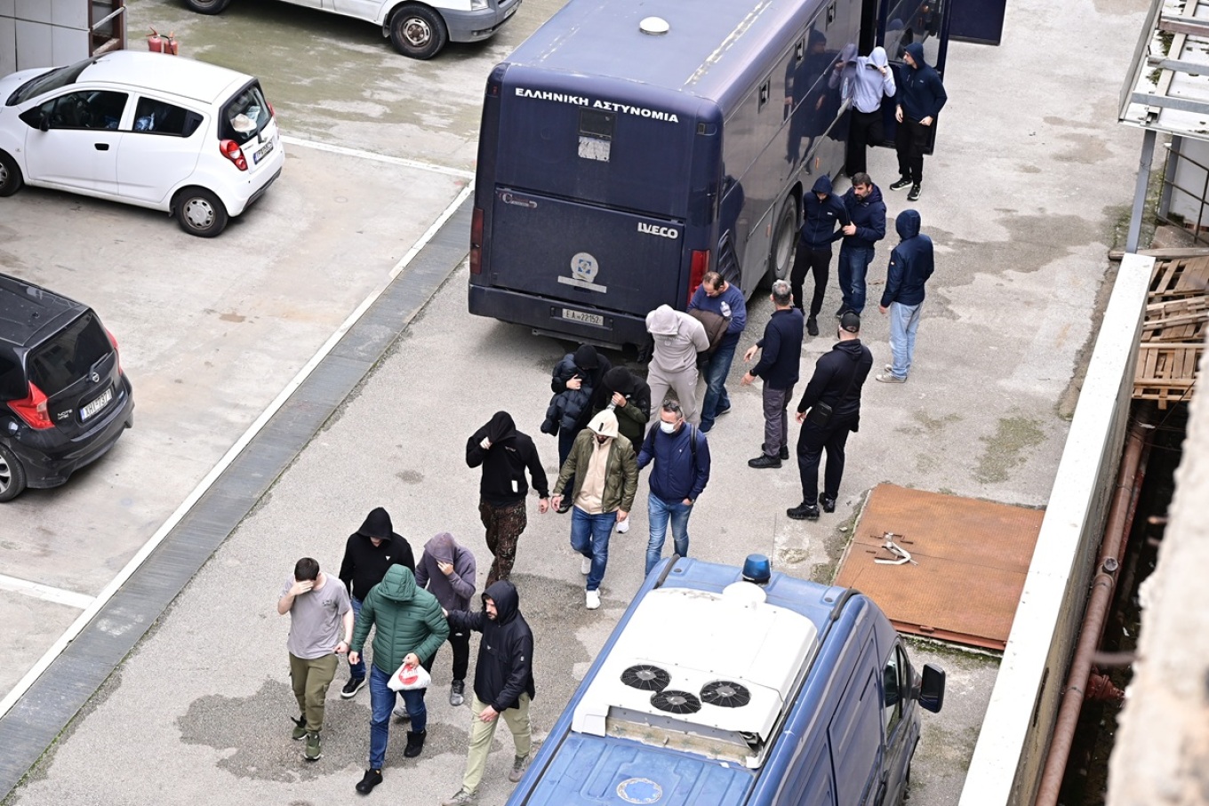 ΟΠΕΚΕΠΕ: Σε εξέλιξη οι απολογίες – Στο ανακριτικό γραφείο εντός της ημέρας ο κατηγορούμενος λογιστής