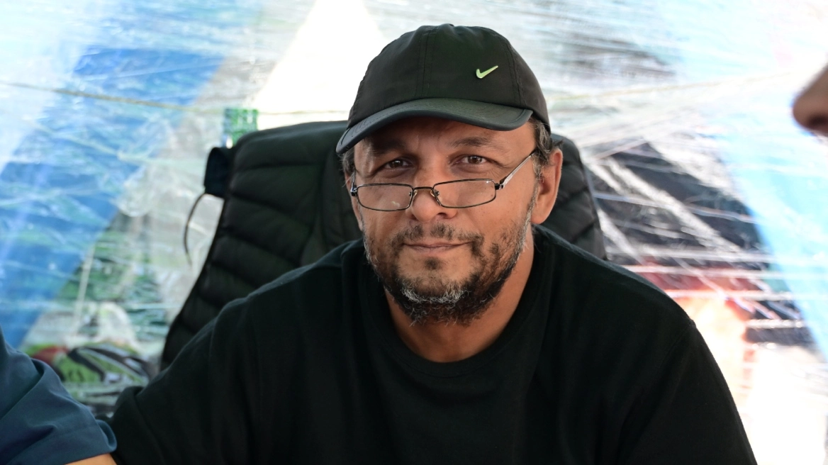 Επέστρεψε στο Σύνταγμα μετά τις εξετάσεις του ο Πάνος Ρούτσι – Αρνήθηκε να νοσηλευτεί