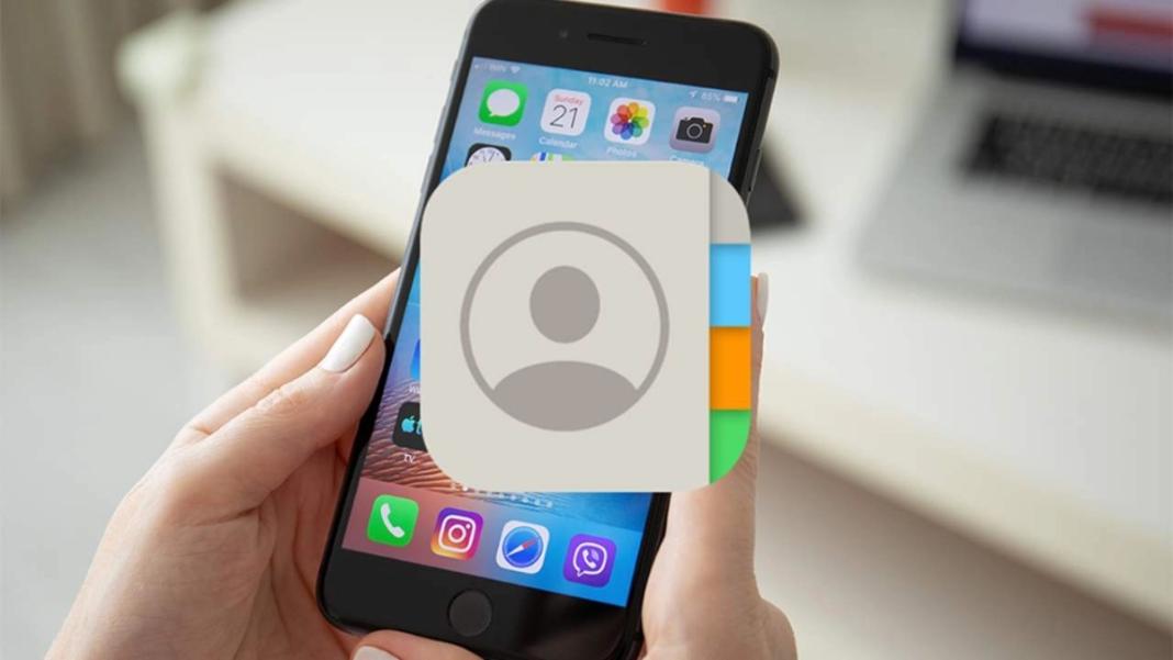 phone-contacts Τουρκικό δικαστήριο δικαίωσε γυναίκα επειδή ο άνδρας της την είχε αποθηκεύσει στο κινητό ως «Χοντρούλα»