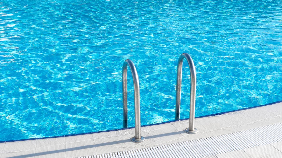 Ρόδος: Διασωληνωμένο 3χρονο κορίτσι μετά από πτώση σε πισίνα ξενοδοχείου