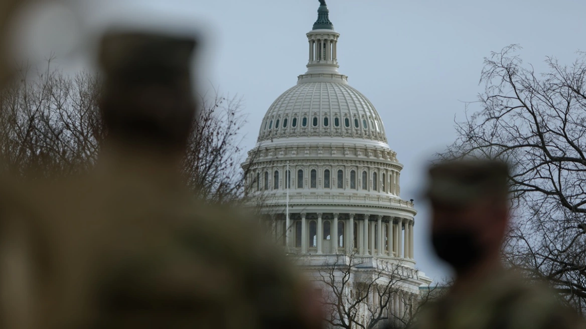 Ομοσπονδιακοί υπάλληλοι δεν ξέρουν αν απολύθηκαν λόγω του shutdown στις ΗΠΑ – «Δεν έχω πρόσβαση στο email μου»