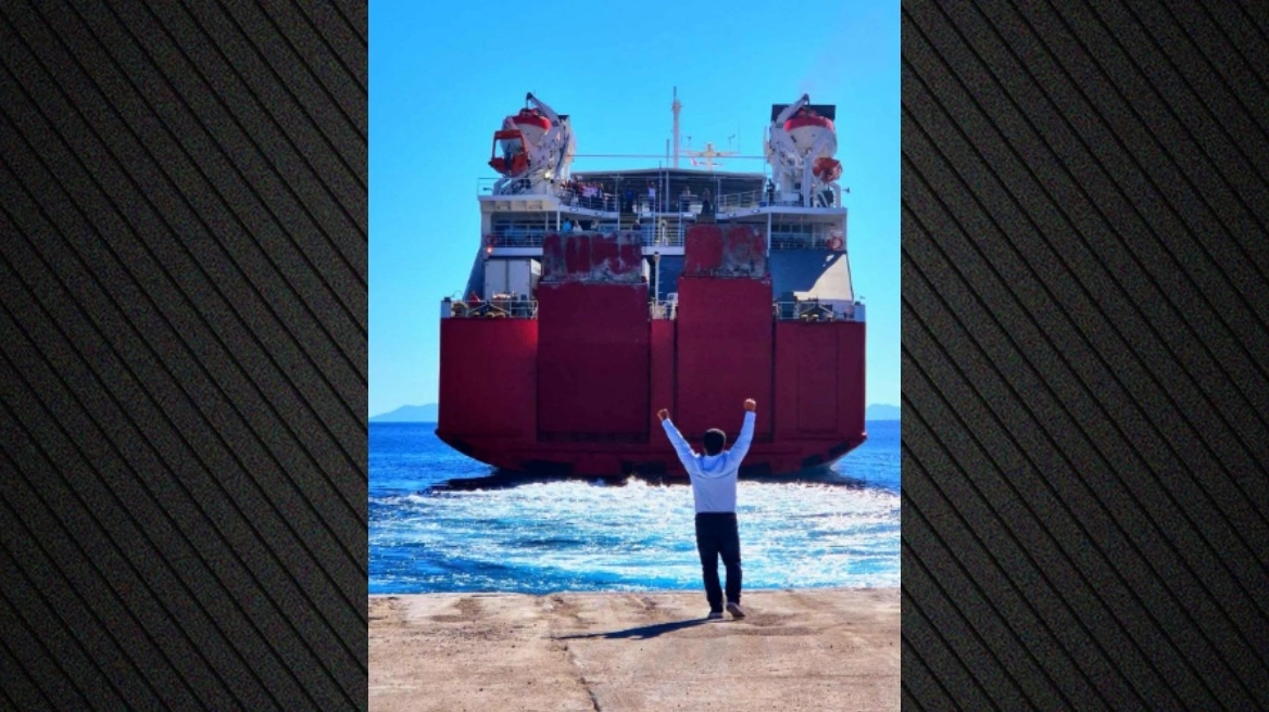 Ο συγκινητικός αποχαιρετισμός του δημάρχου Σικίνου στους μαθητές που παρέλασαν στο νησί για την 28η Οκτωβρίου