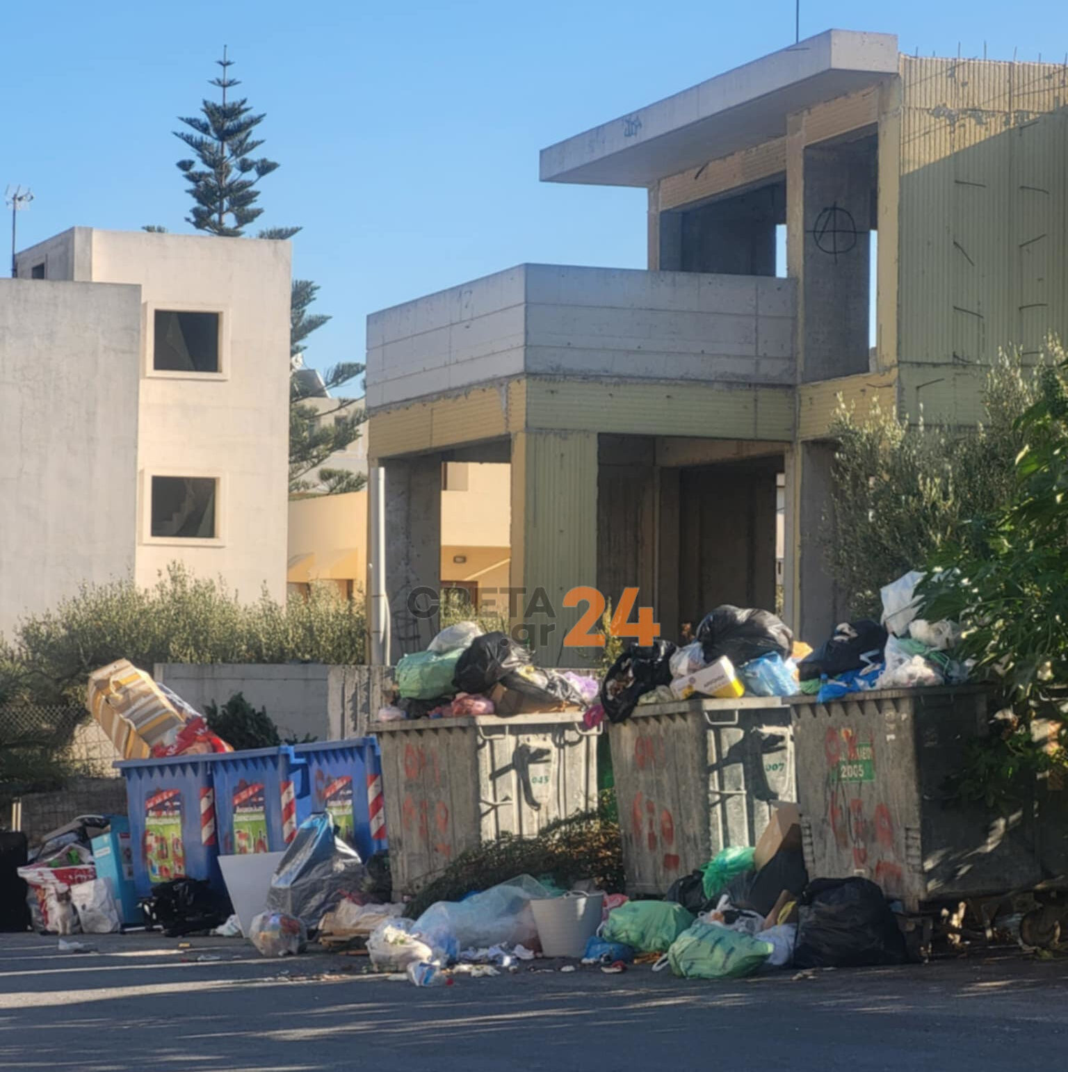 Τα σκουπίδια τραγουδάνε ακόμα…