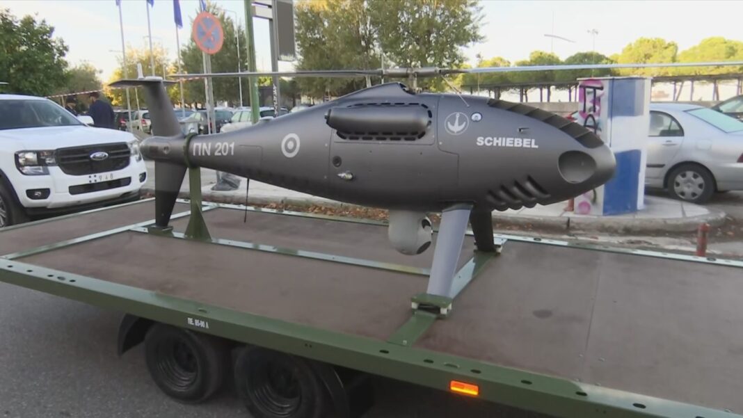 syndeseis-2025-10-28-04-59-46-frame-278420-1536x864 Drones, anti-drones και όπλα τεχνητής νοημοσύνης στη στρατιωτική παρέλαση της Θεσσαλονίκης
