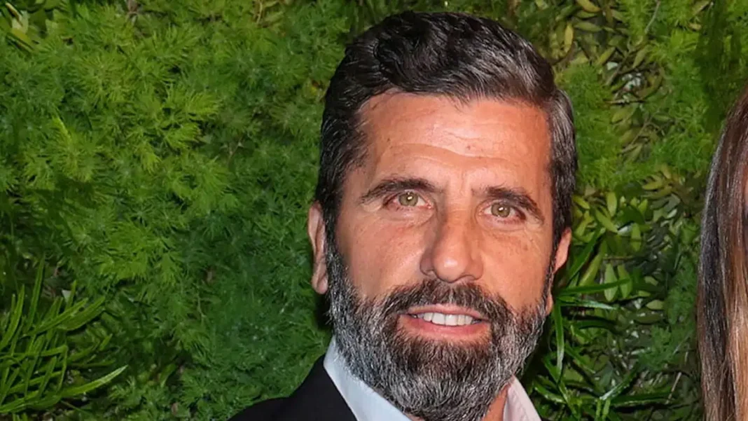 Θανάσης Βισκαδουράκης: Ήθελα να είμαι μοναχός, το αγαπώ το ράσο