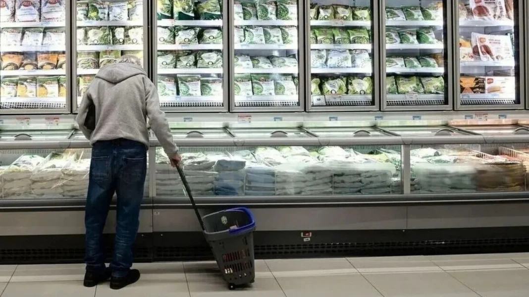Σούπερ μάρκετ: Έως ένας μισθός τον χρόνο το κέρδος από τις μειώσεις