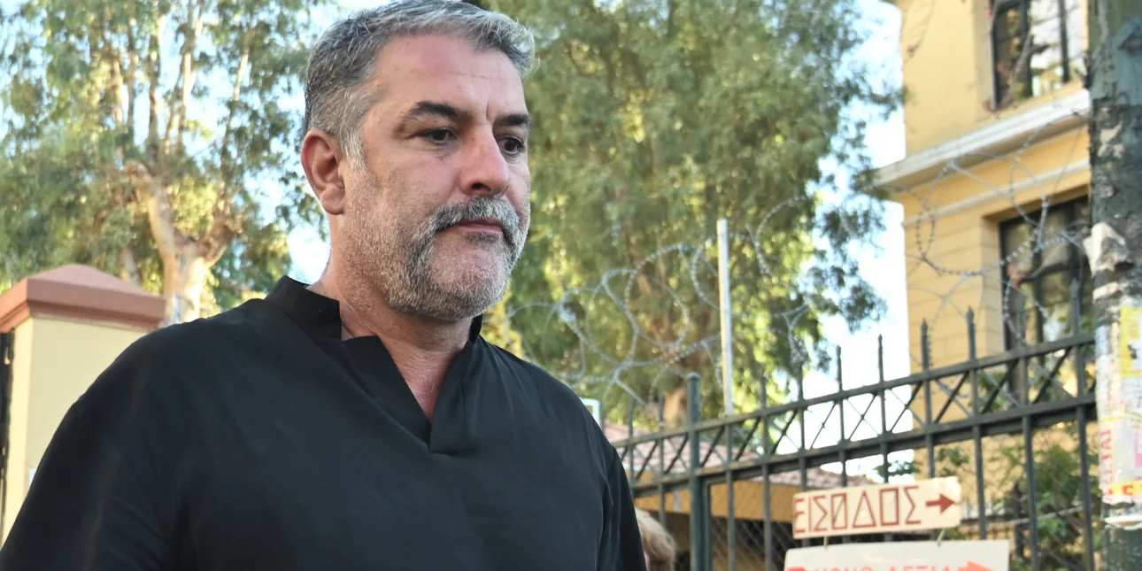 «Ήταν φοβερή ζημιά, με πείραξε η εγκατάλειψη», λέει θύμα του τροχαίου με πρωταγωνιστή τον Βασίλη Μπισμπίκη