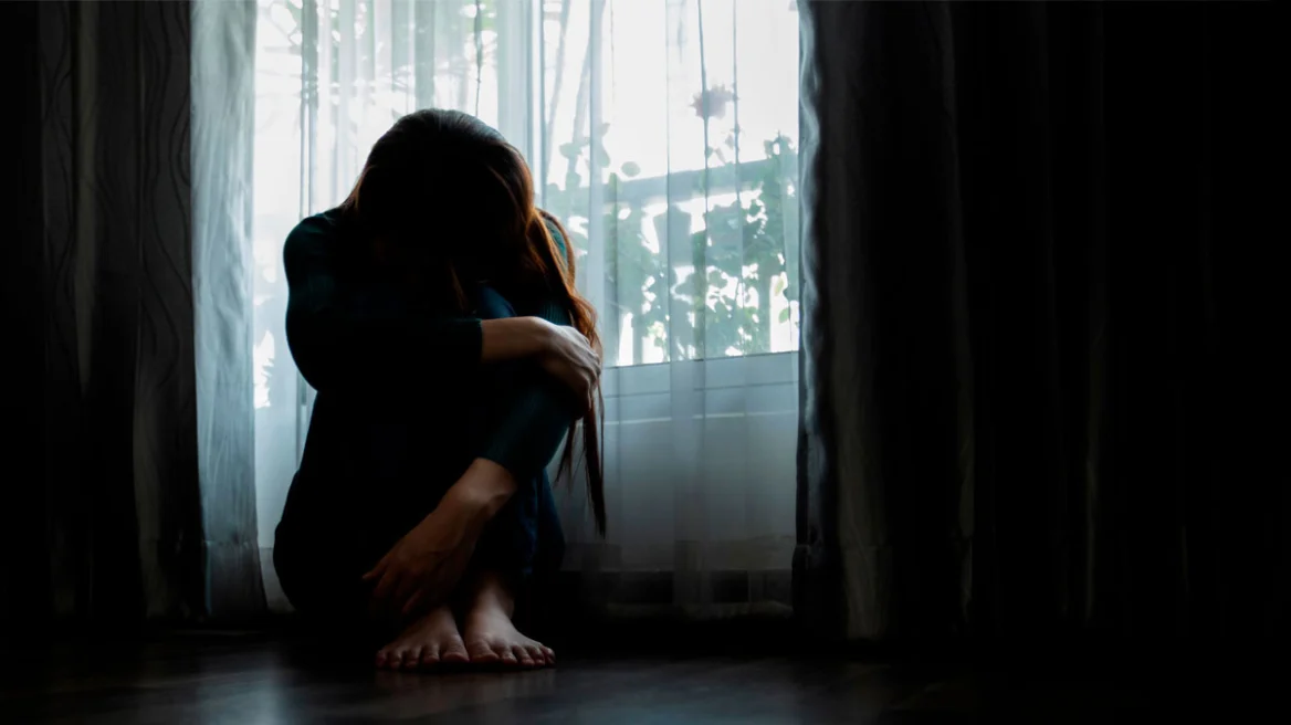 ΠΟΥ: Σχεδόν μία στις τρεις γυναίκες έχει βιώσει ενδοοικογενειακή ή σεξουαλική βία