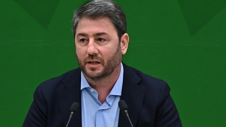 Νίκος Ανδρουλάκης: Ο «Νιόνιος» δεν είναι πια κοντά μας, αλλά θα είναι πάντα στις καρδιές μας