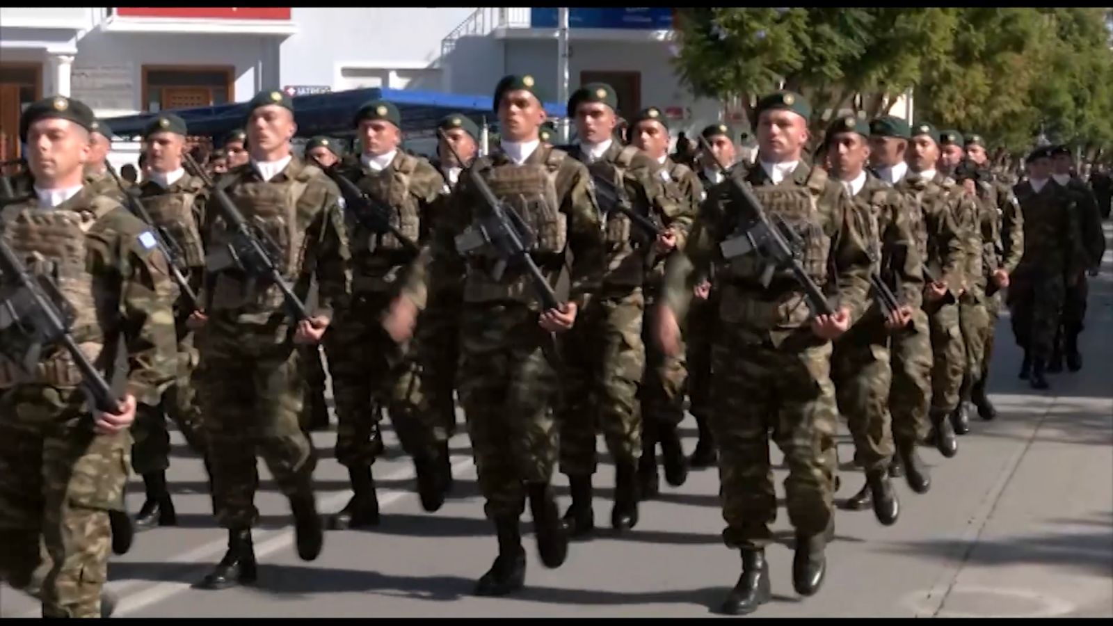 Mε λαμπρότητα η παρέλαση και στα Χανιά