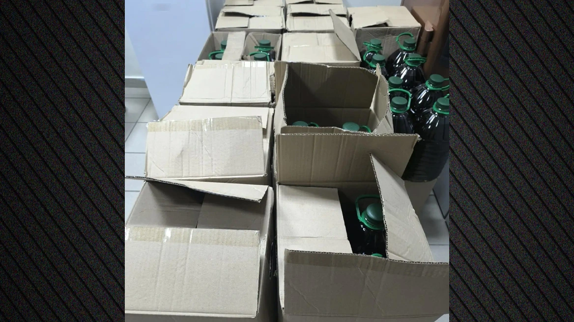 Συνελήφθησαν δύο άτομα στο Καματερό για εμπορία ελαιολάδου αμφίβολης προέλευσης