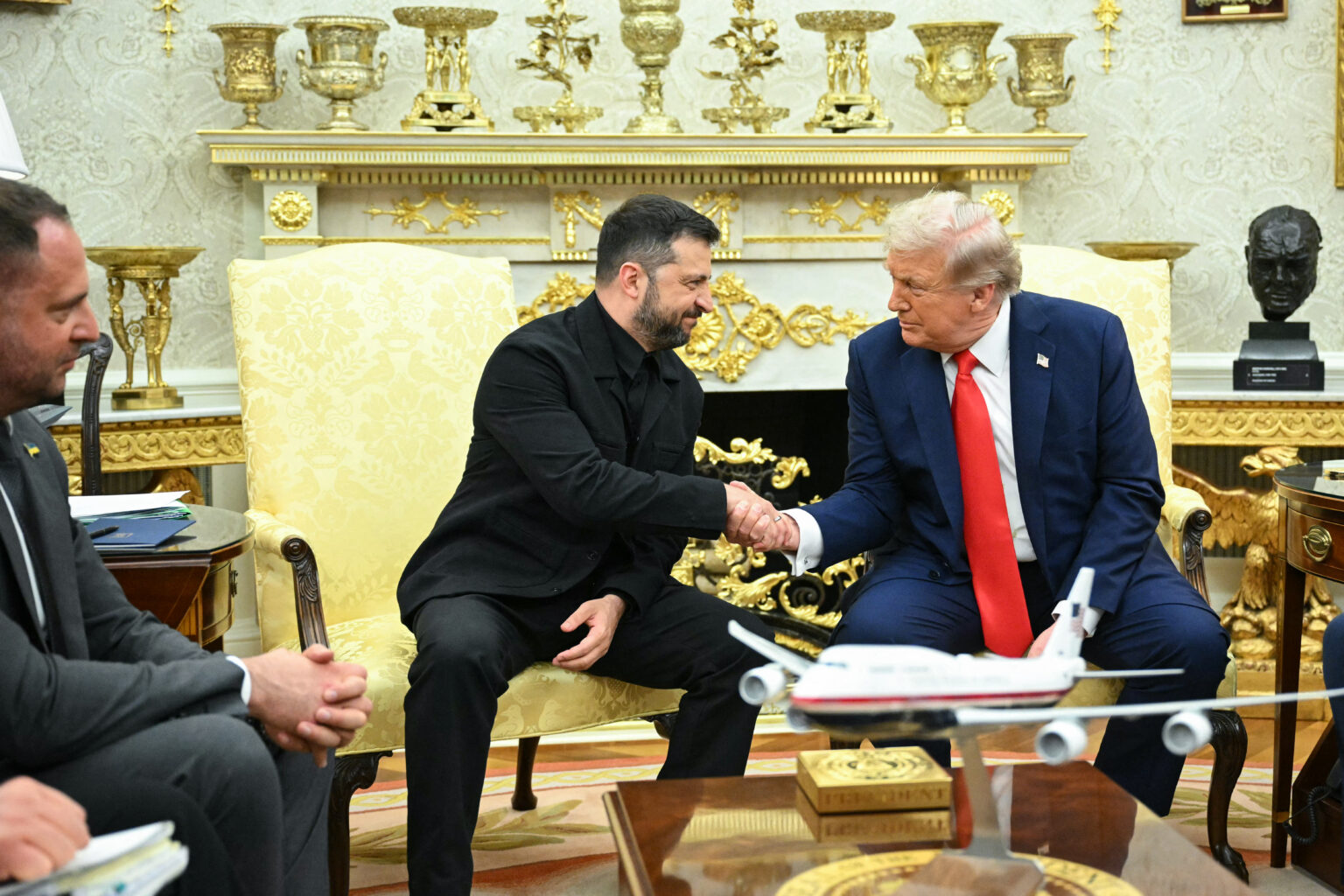 Μετά τη Γάζα παίρνει σειρά η Ουκρανία – Την Παρασκευή στον Λευκό Οίκο ο Ζελένσκι