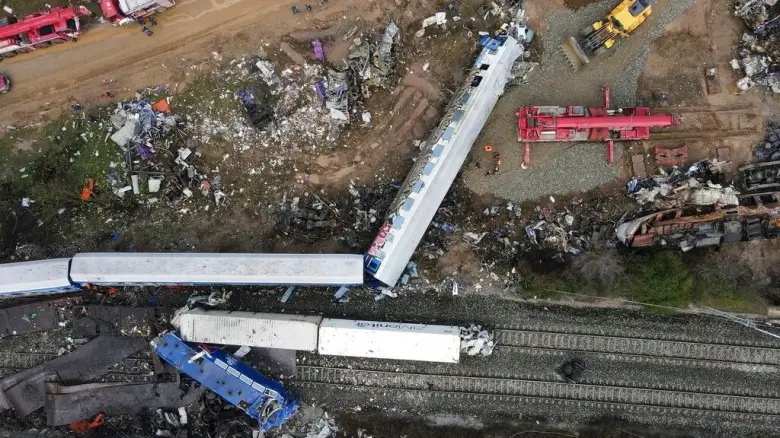 Τέμπη: Το δεύτερο δεκαήμερο Δεκεμβρίου οι απολογίες Τριαντόπουλου – Αγοραστού