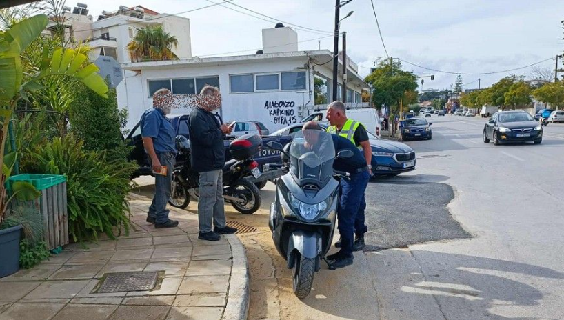 Χανιά: Αγροτικό συγκρούστηκε με μοτοσικλέτα – Στο νοσοκομείο ένας άνδρας