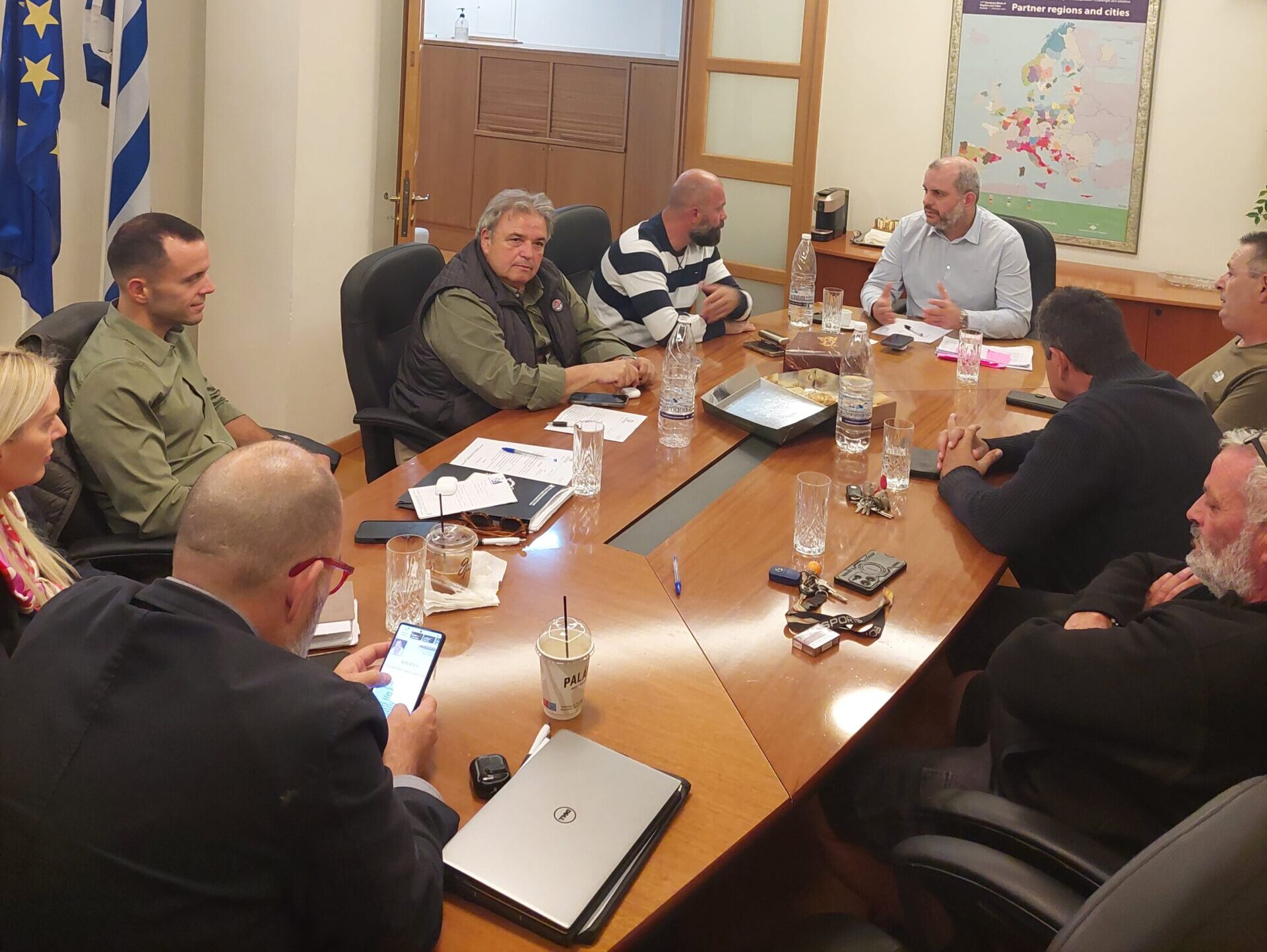 «Το Επιμελητήριο Χανίων & ο Σύλλογος Καταστηματαρχών και Επιχειρήσεων Καλυβών δεν Συμβιβάζονται με το Καταστροφικό Αδιέξοδο του Ν.5092/2024»