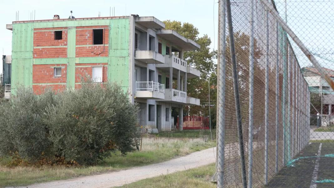 Θεσσαλονίκη: Ποινική δίωξη στον 55χρονο που πυροβόλησε στον αέρα και τραυμάτισε 15χρονο