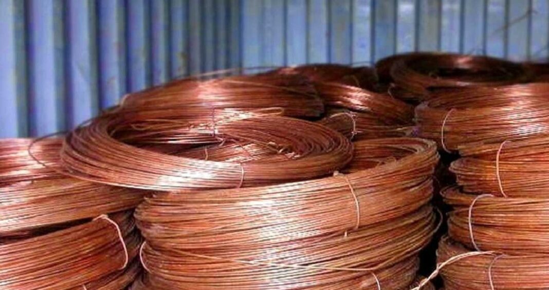 Ηράκλειο: Μπήκε στις εγκαταστάσεις του ΔΕΔΔΗΕ και άρπαξε μια κουλούρα χαλκού