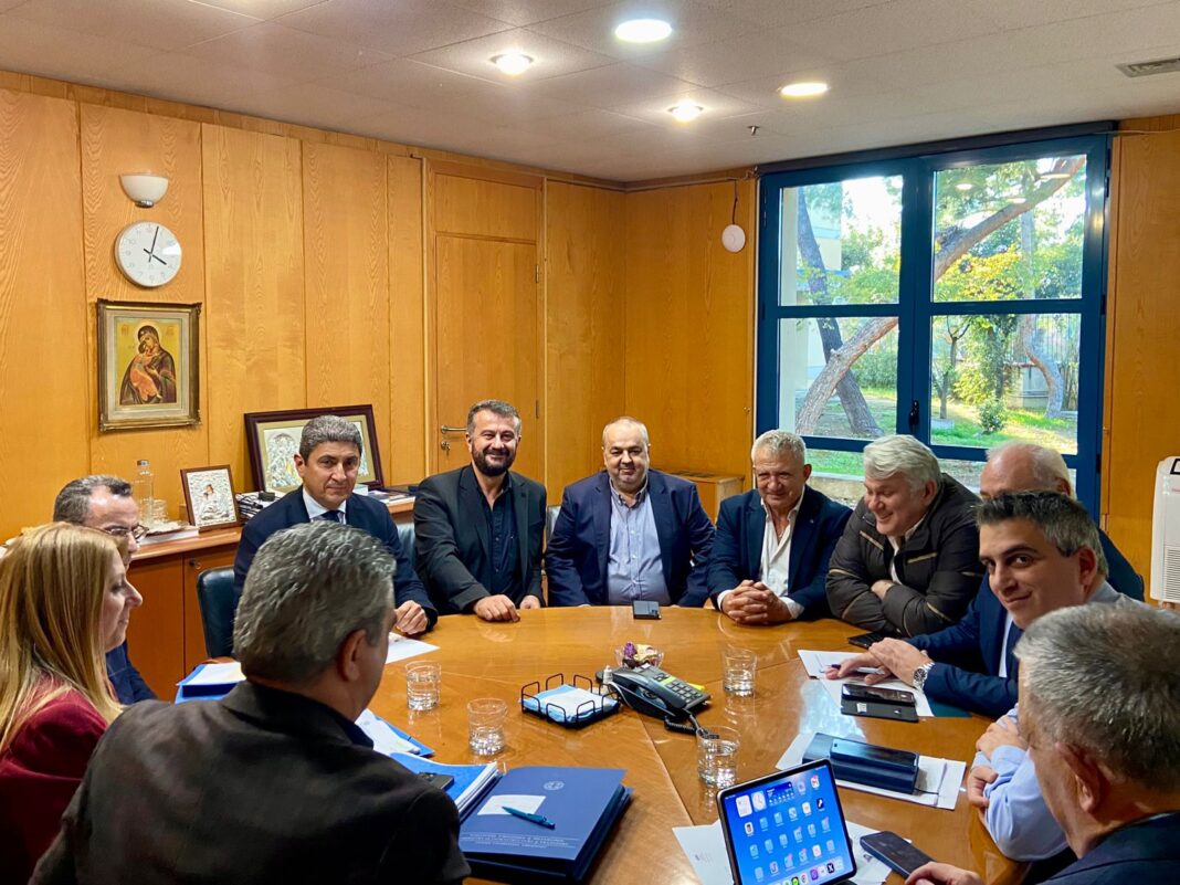 Σύσκεψη στο Υπουργείο Υποδομών για τον ΝΟΑΚ με πρωτοβουλία Αυγενάκη