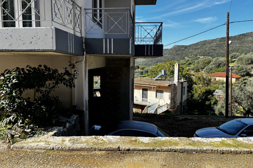 Σήμερα η κηδεία του 3χρονου Ανδρέα που σκοτώθηκε πέφτοντας από μάντρα – «Καλύτερα να είχα πεθάνει εγώ» λέει ο θείος του