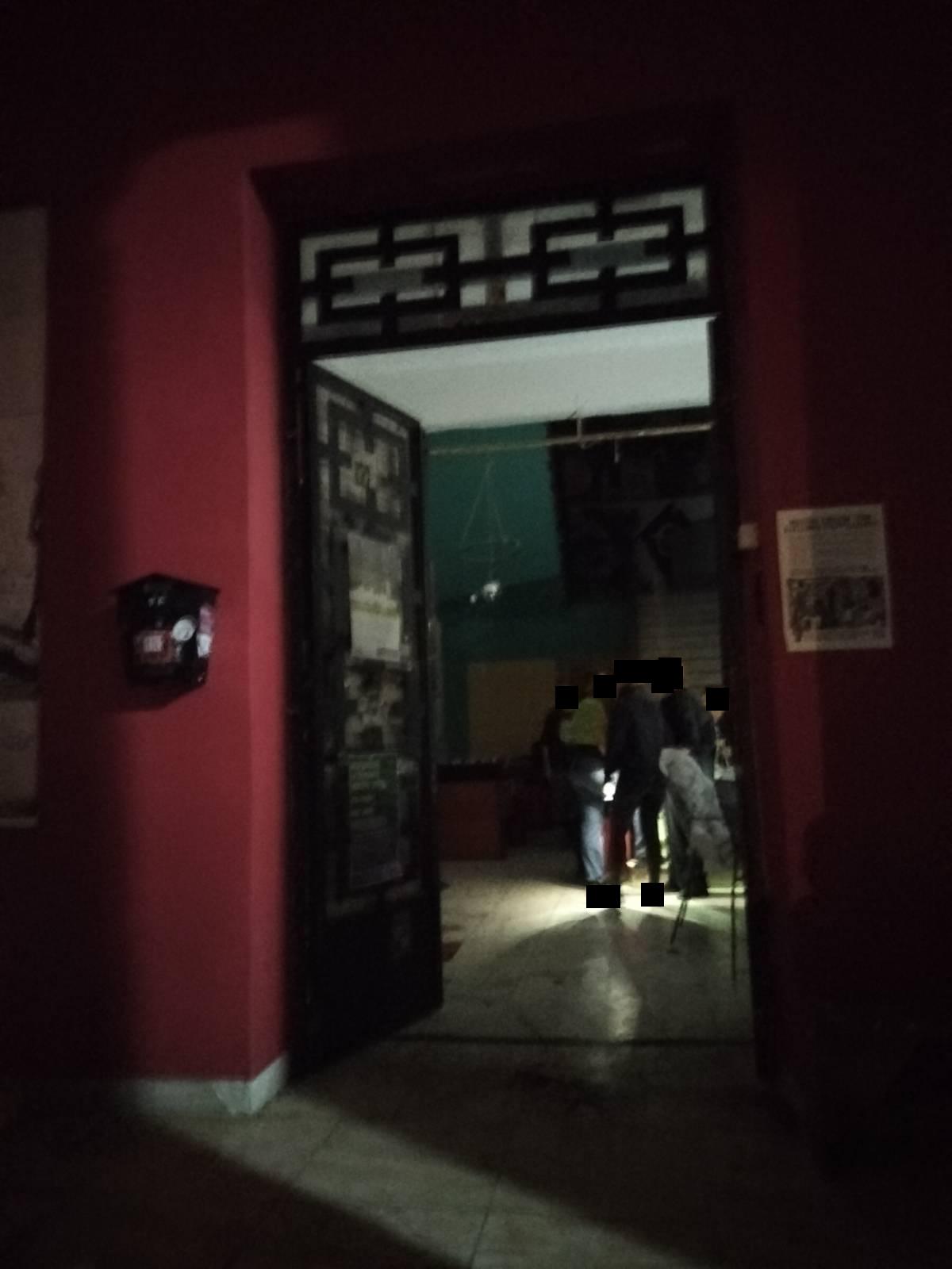 Άτομα του αντιεξουσιαστικού χώρου ανακατέλαβαν το κτήριο του Ευαγγελισμού