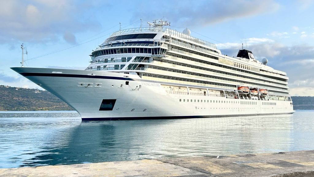 Χανιά: Ενα ακόμα κρουαζιερόπλοιο στη Σούδα – Αλματώδης αύξηση πλοίων και επισκεπτών κρουαζιέρας