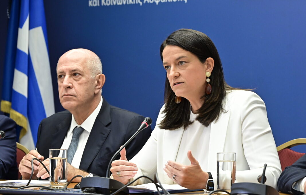 Τι αλλάζει στις συλλογικές συμβάσεις εργασίας, πότε επεκτείνονται – Όλο το πλαίσιο για την επαναφορά τους