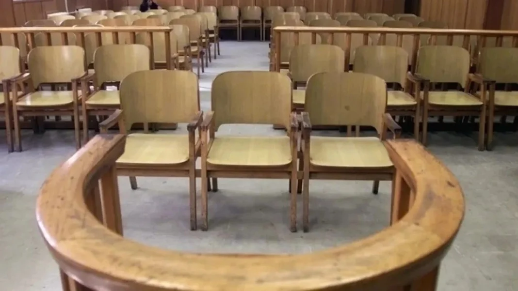 Συνεχίζεται σήμερα η δίκη σε δεύτερο βαθμό για τη δολοφονία της Γαρυφαλλιάς από τον σύντροφό της