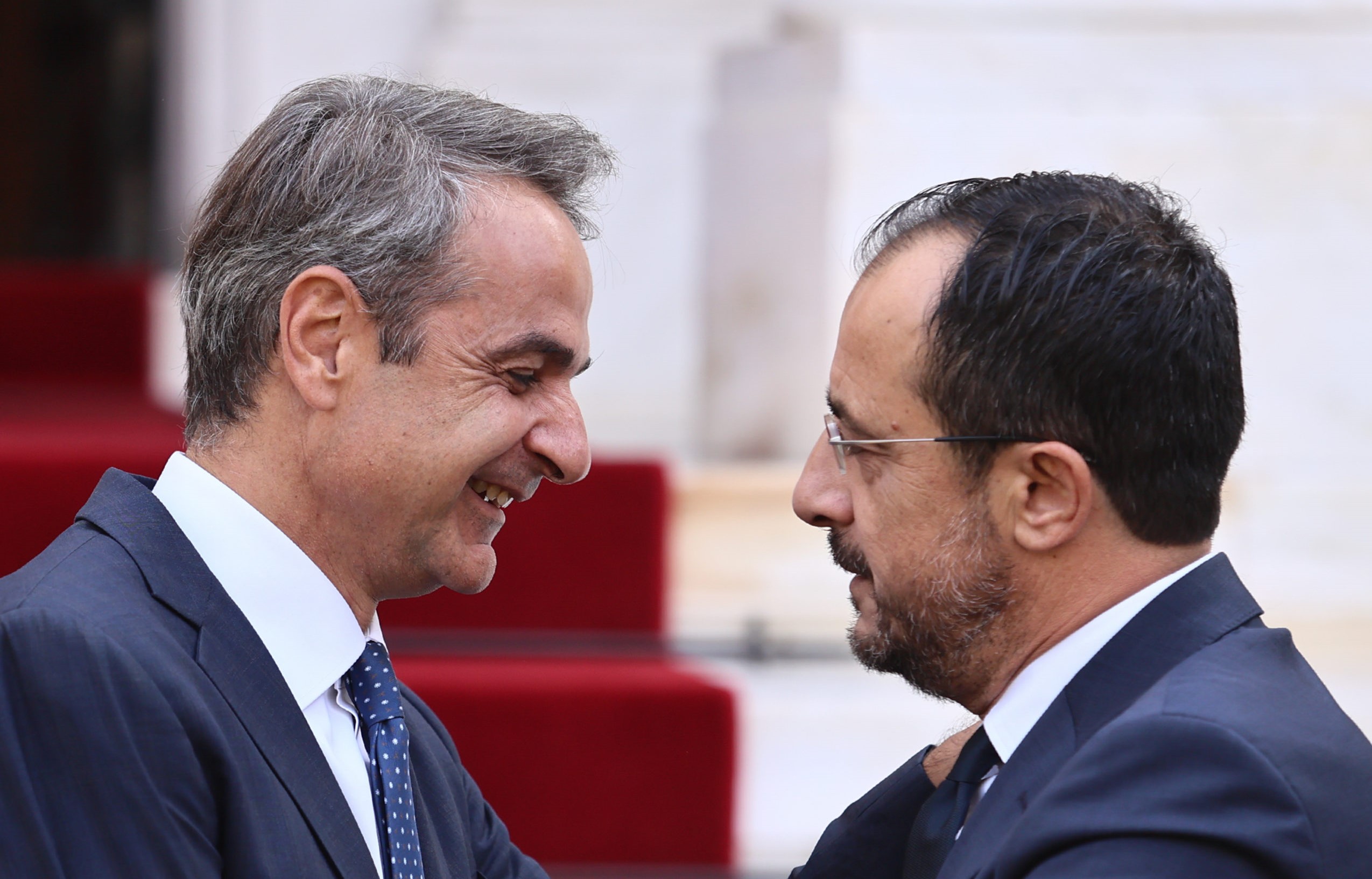 Συνάντηση Μητσοτάκη – Χριστοδουλίδη, τι θα συζητήσουν