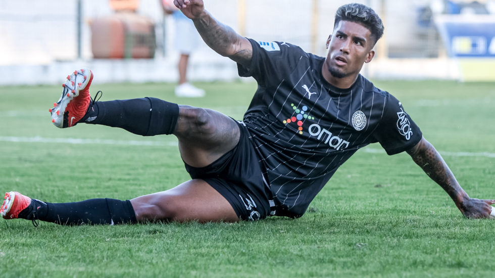 “Μαγεία” από πρώην παίκτη του ΟΦΗ στην Κολομβία