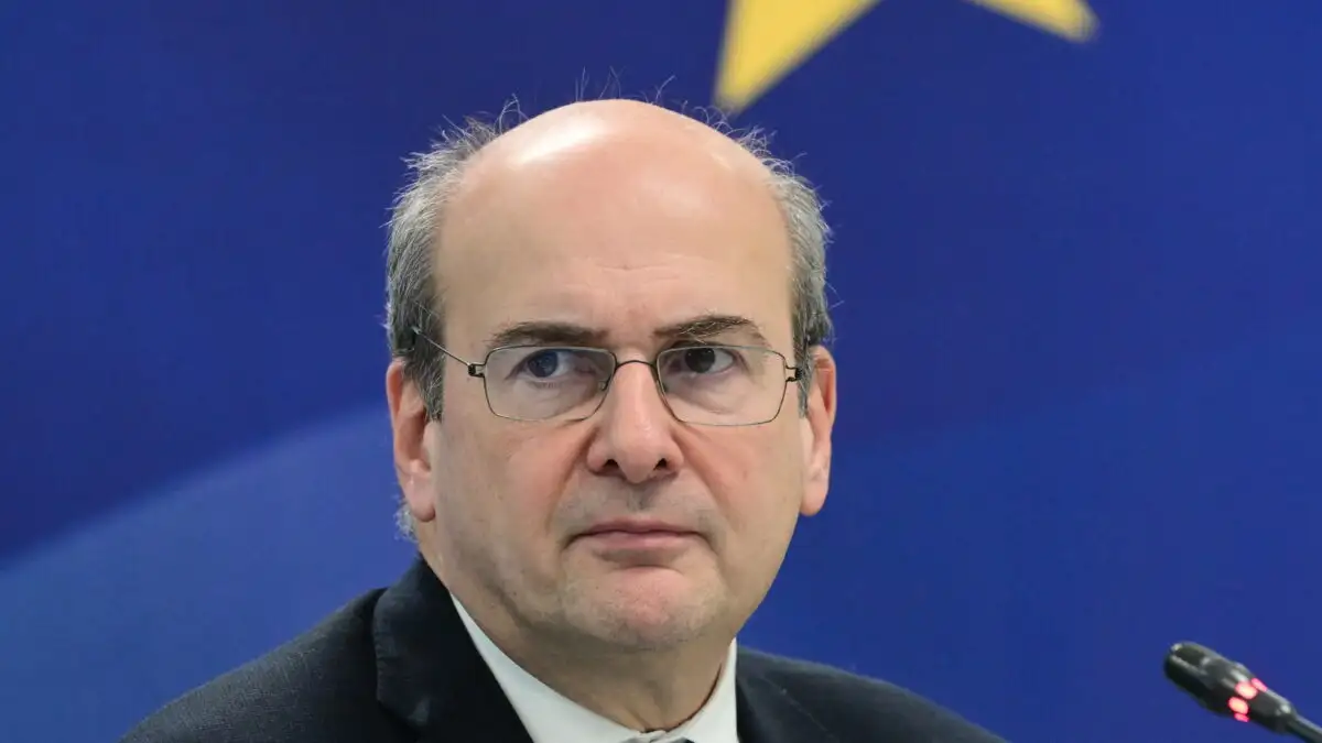 Χατζηδάκης για ΕΛΤΑ: Έχουν πρόβλημα ρευστότητας το οποίο δεν θα τους επιτρέπει σε λίγο να πληρώνουν μισθούς