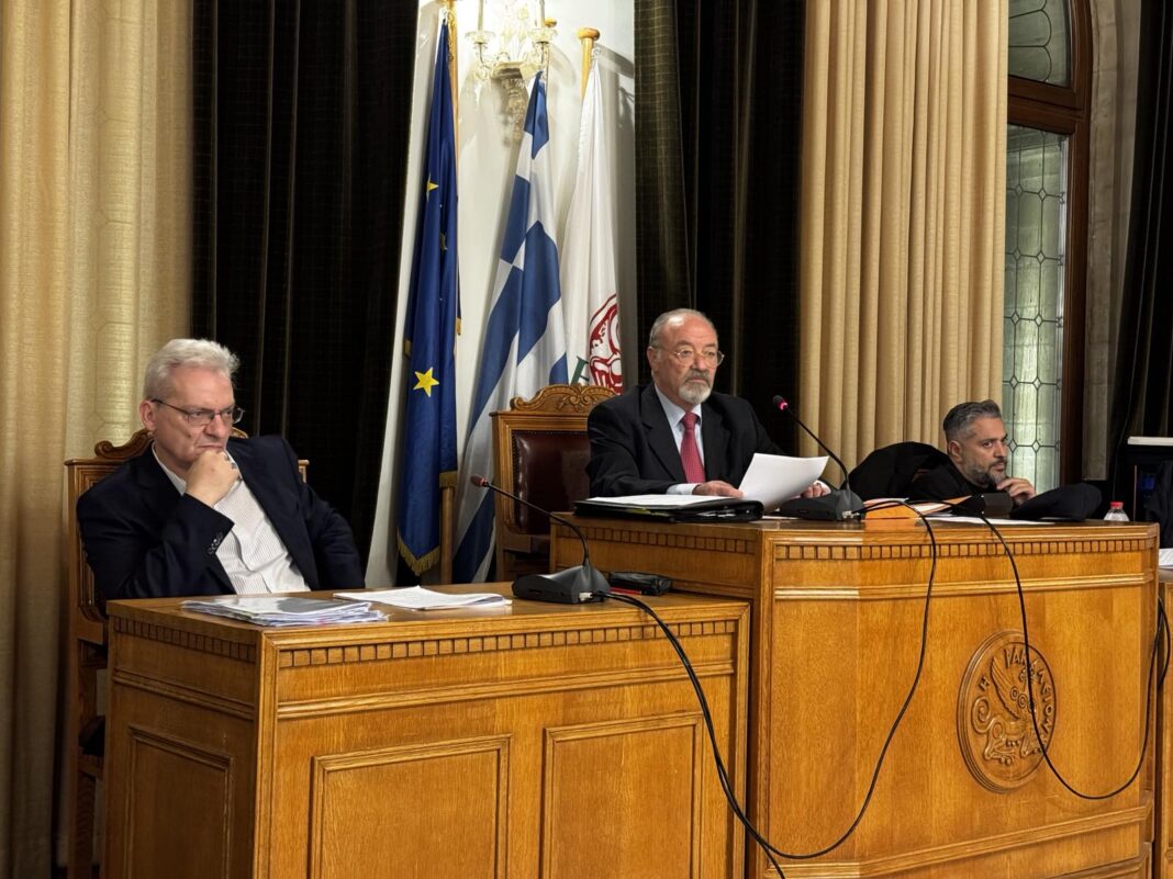 «Η μεγαλύτερη αύξηση  που έχει γίνει ποτέ στον Δήμο Ηρακλείου» – Πυρ ομαδόν από την αντιπολίτευση για τα δημοτικά τέλη