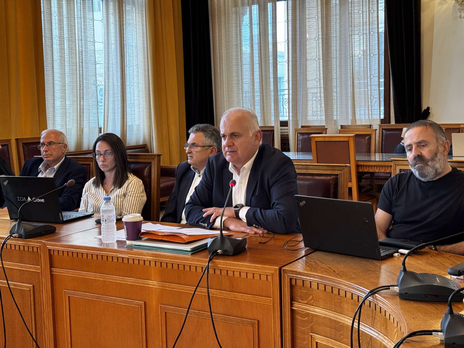 Τα οικονομικά του Δήμου Ηρακλείου στο δημοτικό συμβούλιο – Σε εξέλιξη η συνεδρίαση για τον ισολογισμό του 2024