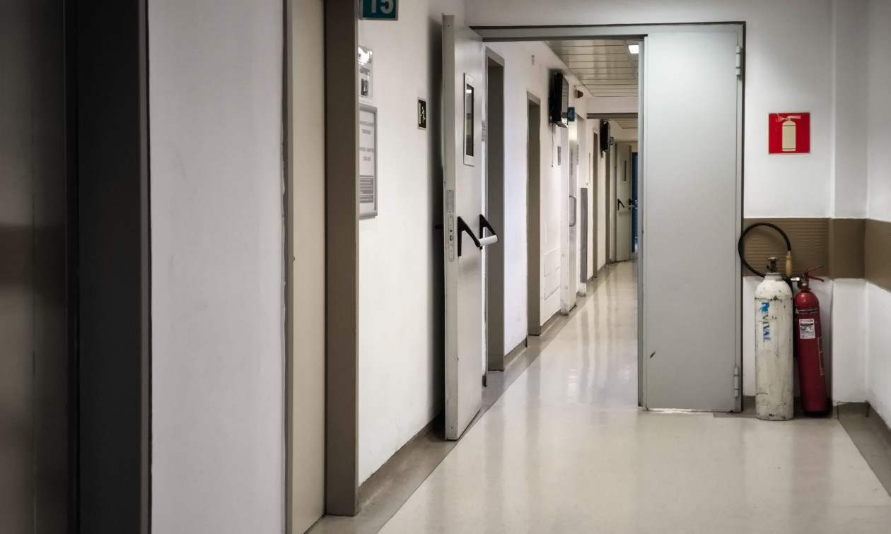 Ώρες αγωνίας για τον 12χρονο που κάηκε από οινόπνευμα στην Καρδίτσα – Έφτασε στο Παίδων