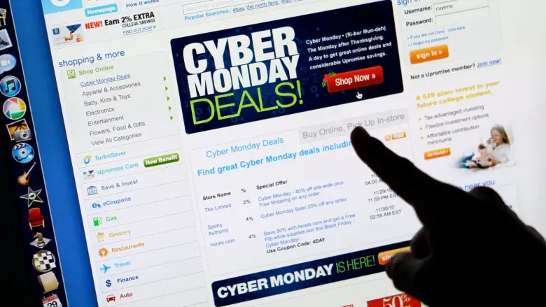Μετά την Black Friday, αύριο η Cyber Monday: Πώς θα κινηθούν οι εκπτώσεις
