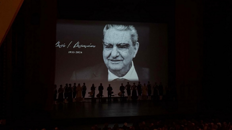 Τίμησαν τον Βαρδή Βαρδινογιάννη