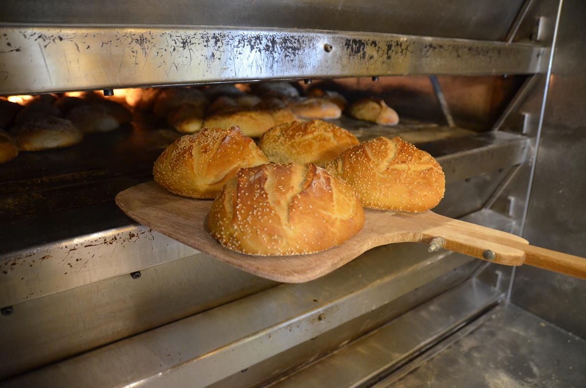 Εργατικό δυστύχημα στο Δαμάσι – 49χρονη εγκλωβίστηκε σε μηχάνημα φούρνου