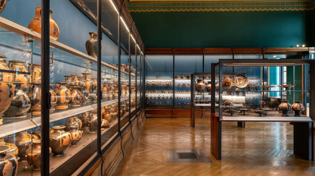 Λούβρο: Κλείνει προληπτικά γκαλερί με ελληνικά κεραμικά λόγω προβλημάτων στατικότητας