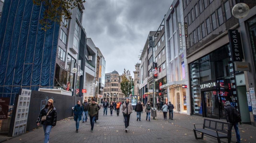 Γερμανία: Ο ένας στους δύο πολίτες νιώθει ανασφαλής σε δημόσιους χώρους – Σημαντικότερο πρόβλημα η μετανάστευση