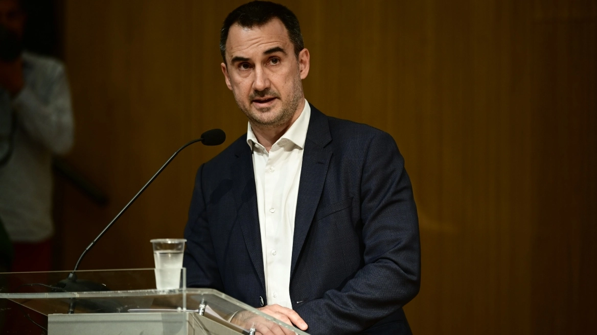 Βασανίστηκα το 2023 για την προεδρία του ΣΥΡΙΖΑ, λέει ο Χαρίτσης – «Ευτελισμός η υπόθεση Κασσελάκη»