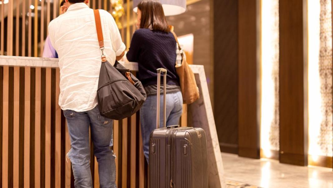 Καταλύματα: Αύξηση 3,2% του τζίρου το γ’ τρίμηνο – Πτώση 1,7% στην εστίαση