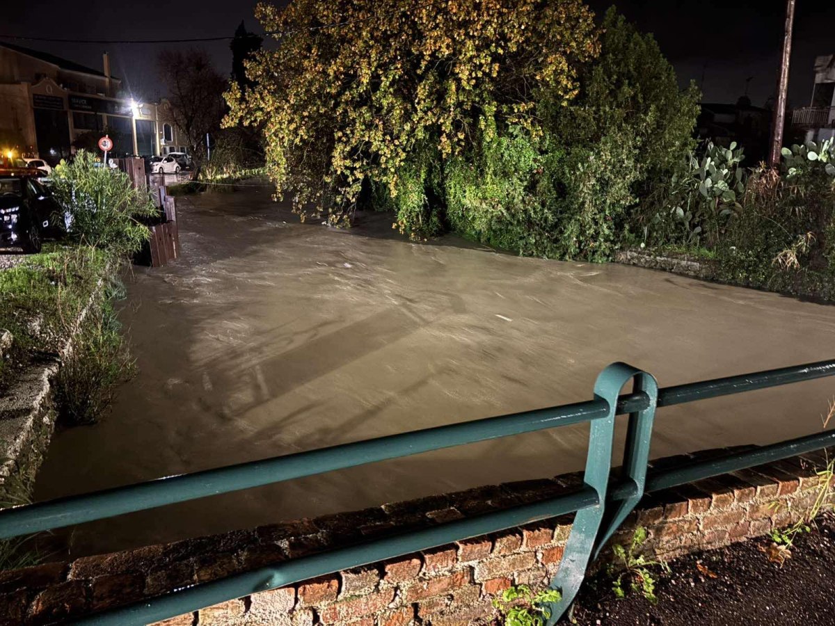 Ήχησε το 112 στην Κέρκυρα – Στα όρια της υπερχείλισης ο Ποταμός